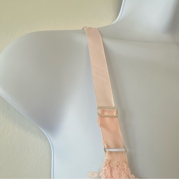 Vintage sheer pink floral lace slip chemise - Picture 8 of 9